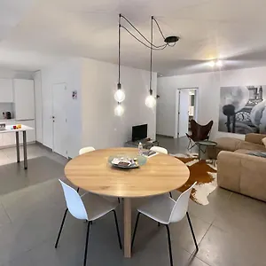 Apartment With Free Covered Parking - Center, Ghent