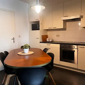 Anna Place Gent